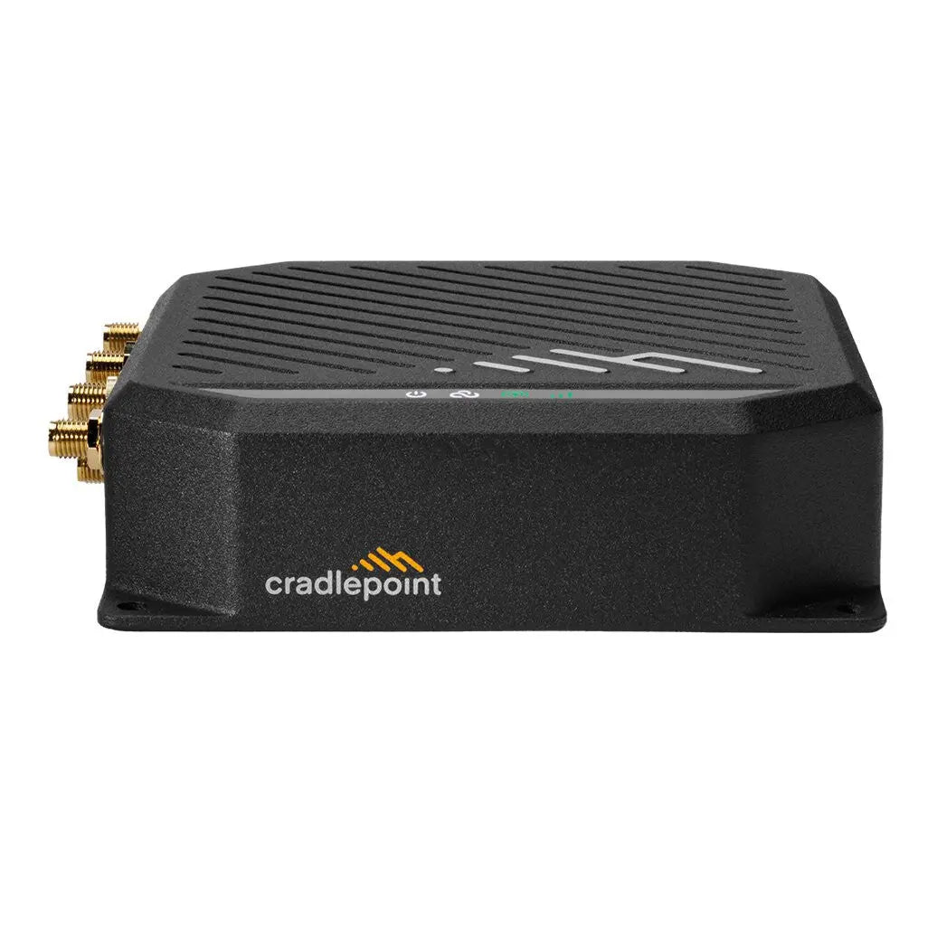 Ericsson Cradlepoint S750 – Semi-ruggedized LTE and security appliance designed for IoT deployments.
